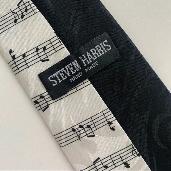 Clarinet Sheet Music Neck Tie - Picture 3 of 5